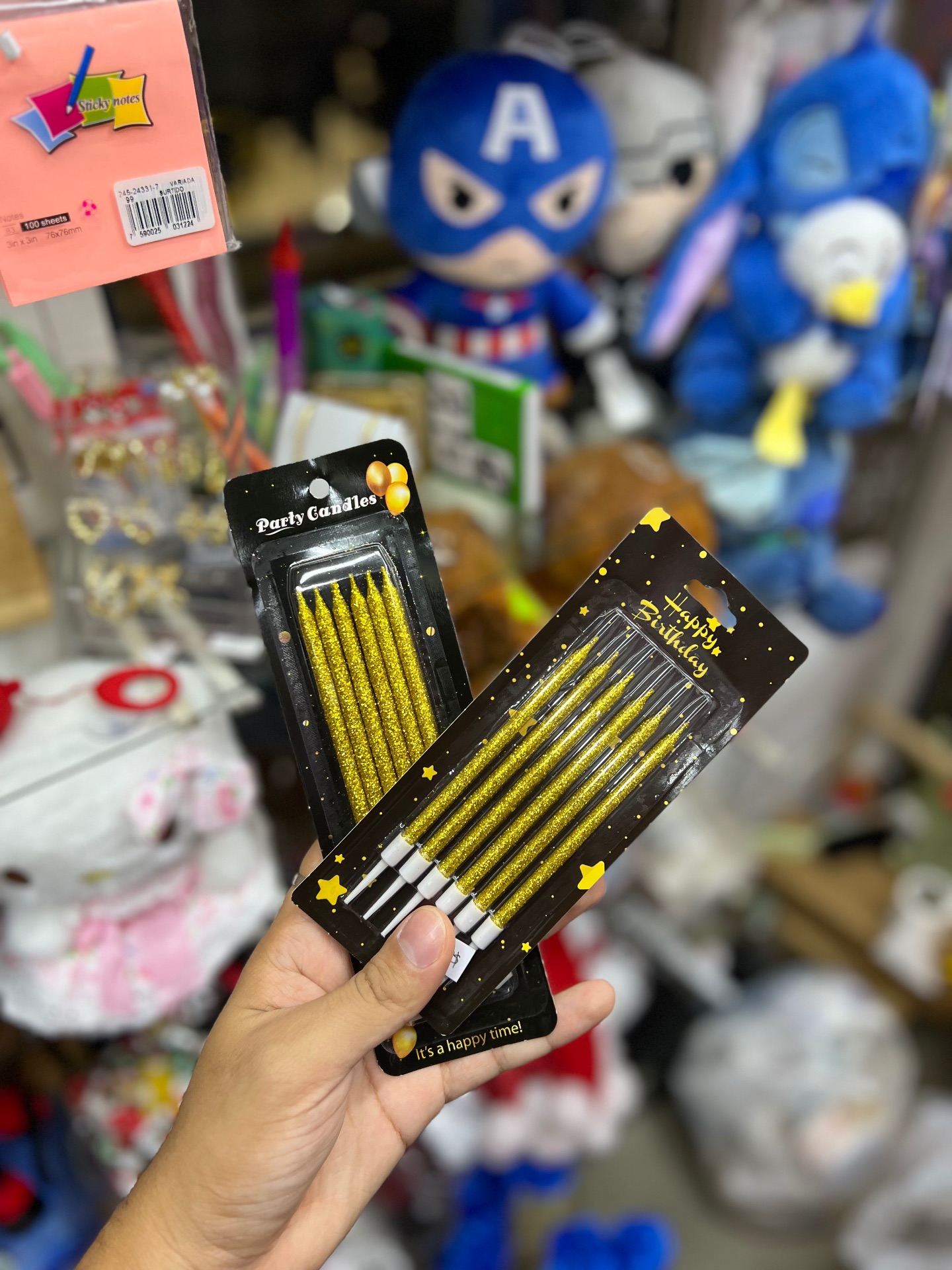 Velas de cumpleaños doradas