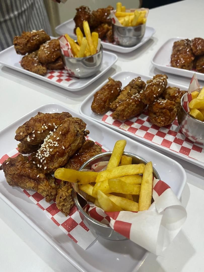 SERV. ALAS   DE  POLLO