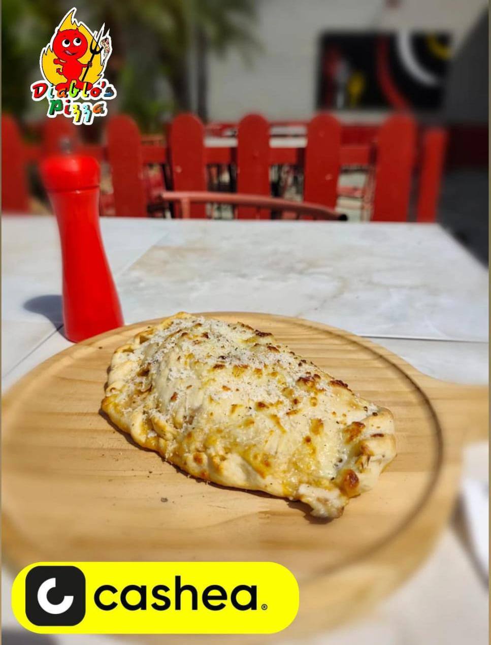 Calzone Peperoni